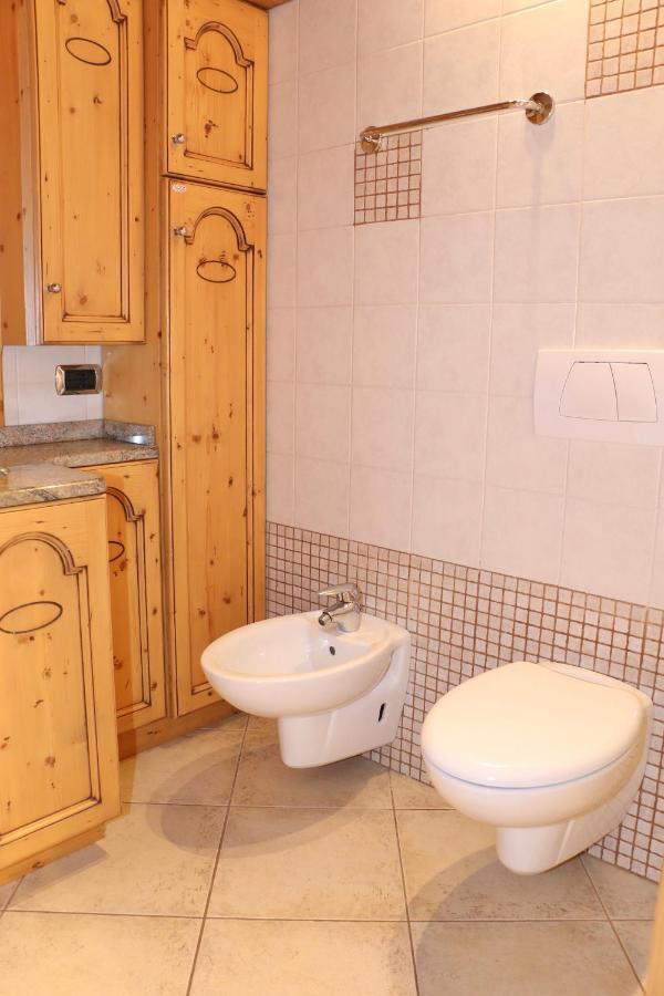Bike&Ski Centro Apartments Livigno Esterno foto