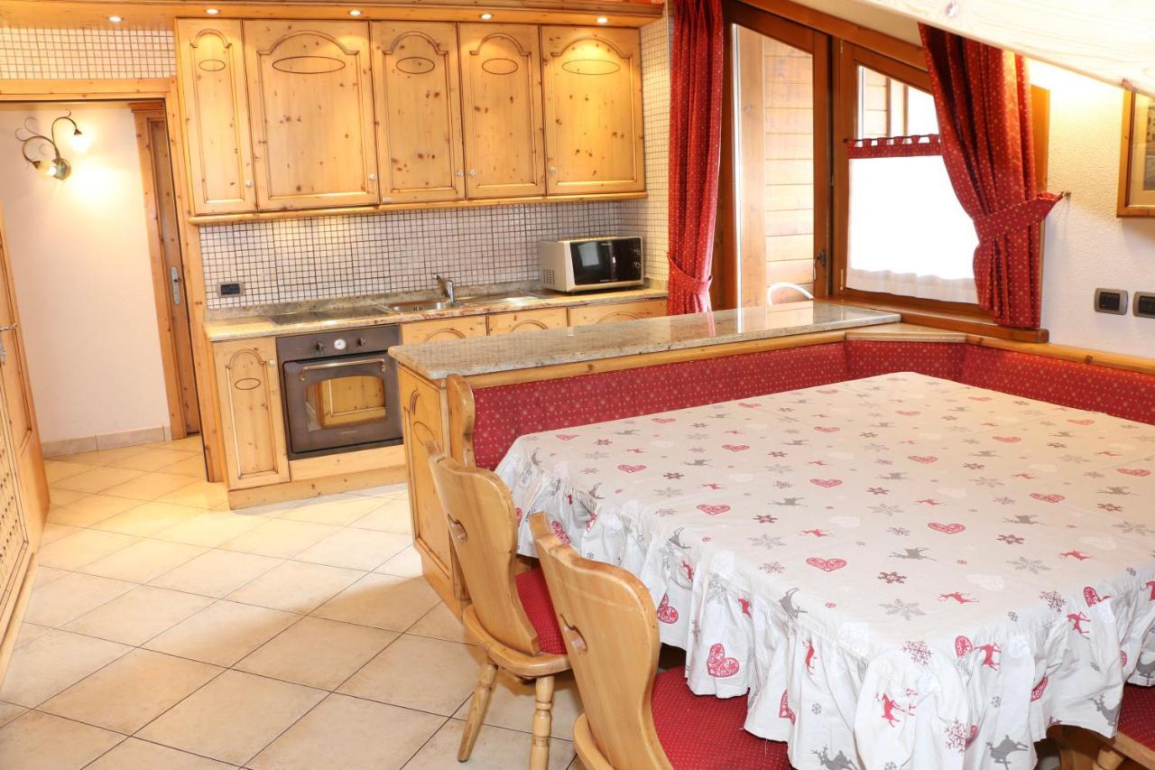 Bike&Ski Centro Apartments Livigno Esterno foto